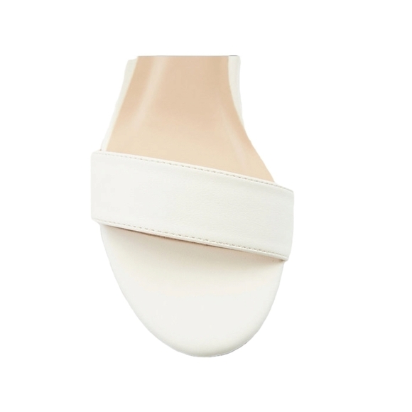 LE Chateau White Sandals - Picture 2 of 10